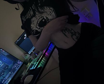 Full leaked Xiavampire page private photo