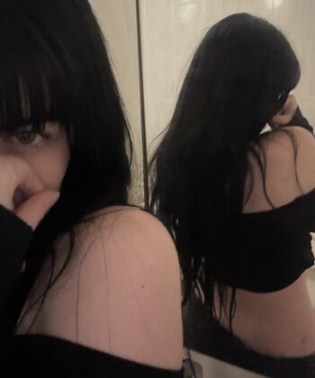 Full leaked Xiavampire page private photo