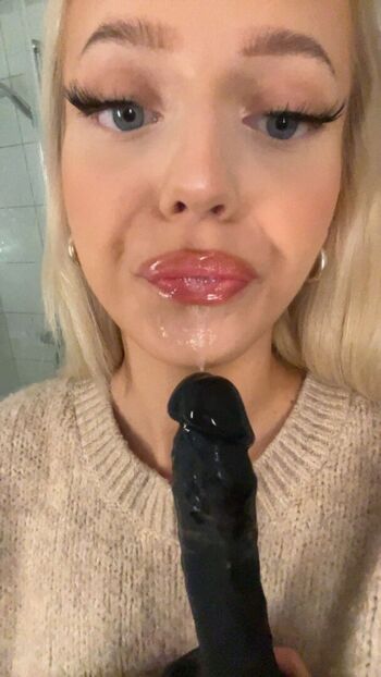 Full leaked Xnatalie private photo
