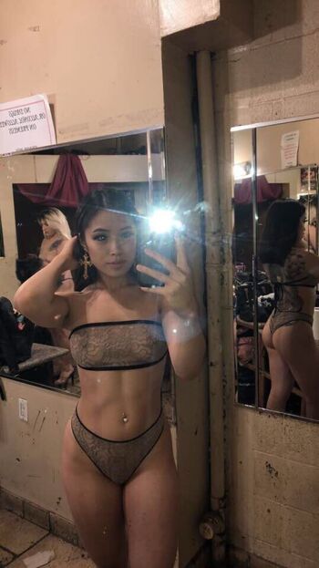 Full leaked Xochrissyle private photo