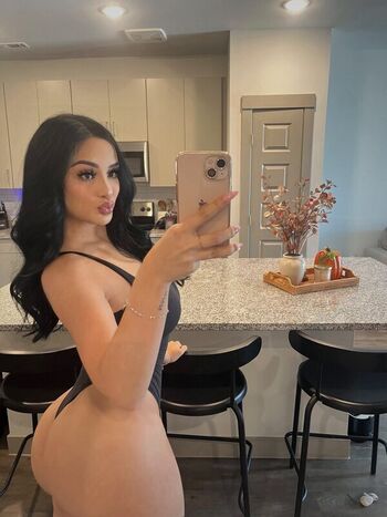 Full leaked Xoxolivia private photo