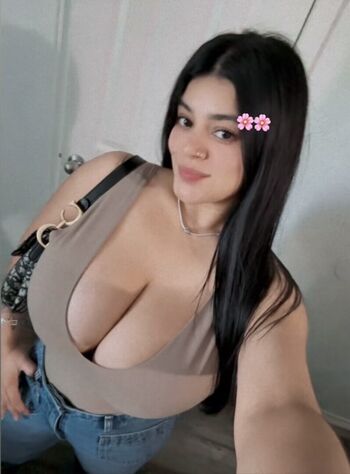Full leaked Xyanely private photo