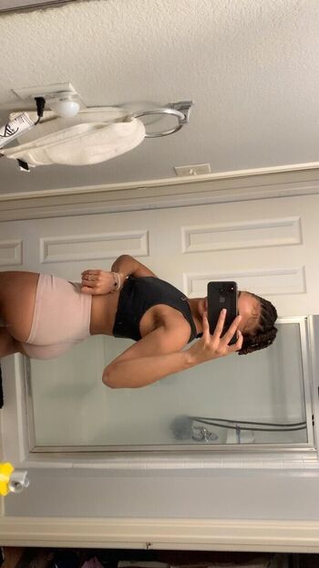 Full leaked Yaaaasnicole private photo