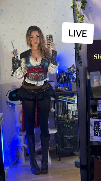 Full leaked Yaboielina page private photo
