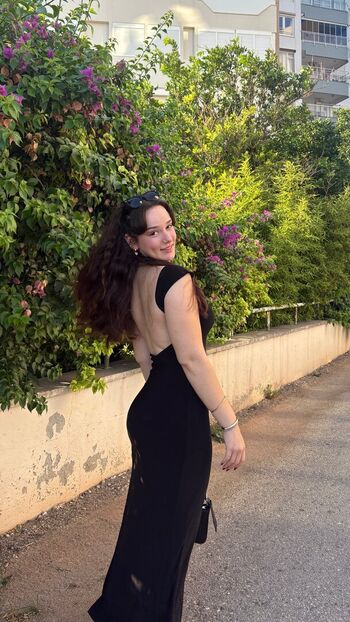Full leaked Yagmur simsek private photo