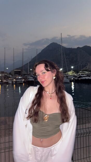 Full leaked Yagmur simsek private photo