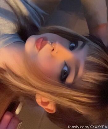 Full leaked Yakumibaby kittygirlzxo kyrazlive dadstr kdx kyraluvvv xxxkyra yakumibabi private photo