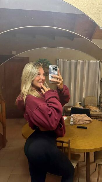 Full leaked Yami sanchez private photo