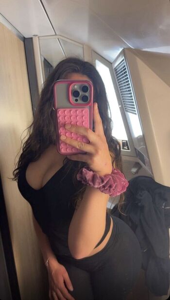 Full leaked Yamina m private photo