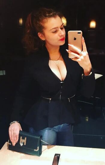 Full leaked Yanashkomagic page private photo