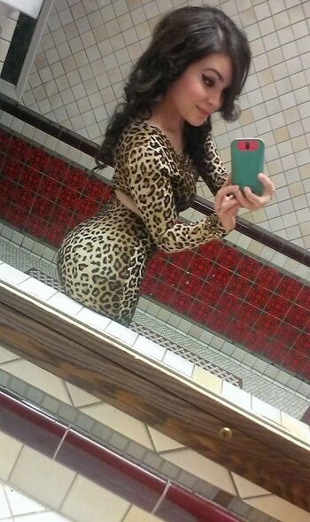 Full leaked Yanet gutierrez private photo