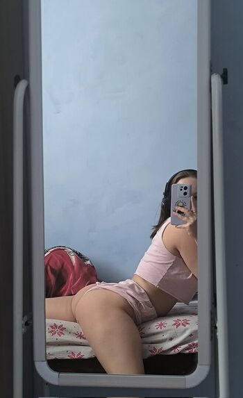 Full leaked Yarikka private photo
