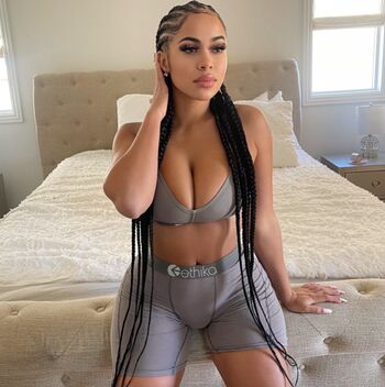 Yasmin Elopez