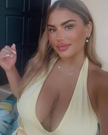 Full leaked Yasmin private photo