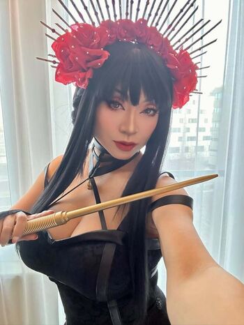 Yaya Han