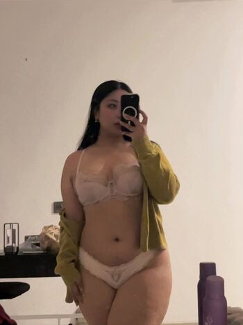 Full leaked Yazy private photo