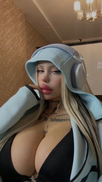 Full leaked Yeahmur private photo