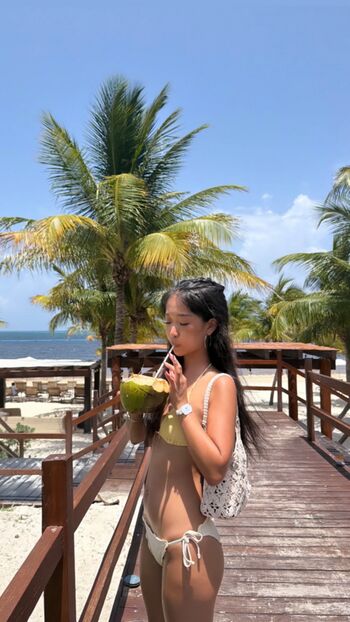 Full leaked Yebin park private photo