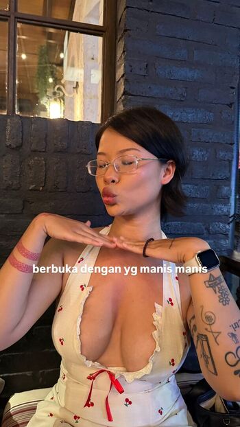 Full leaked Yeehaw private photo
