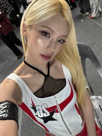 Full leaked Yeji page private photo