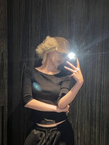 Full leaked Yeji page private photo