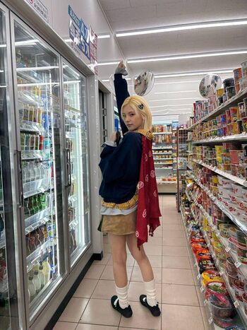 Full leaked Yeji page private photo
