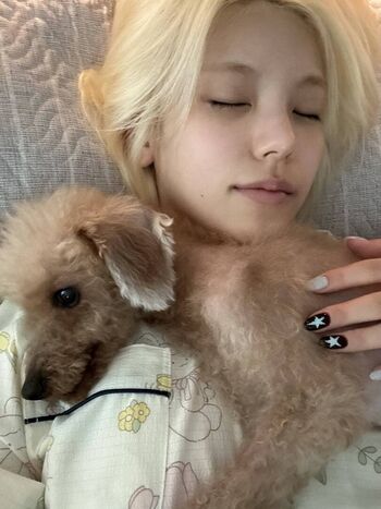 Full leaked Yeji page private photo