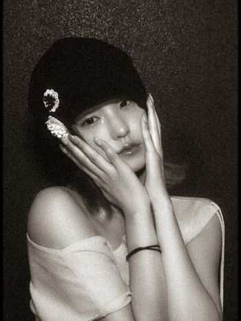 Full leaked Yeji page private photo