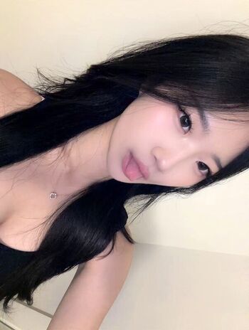 Full leaked Emily bloom / private photo