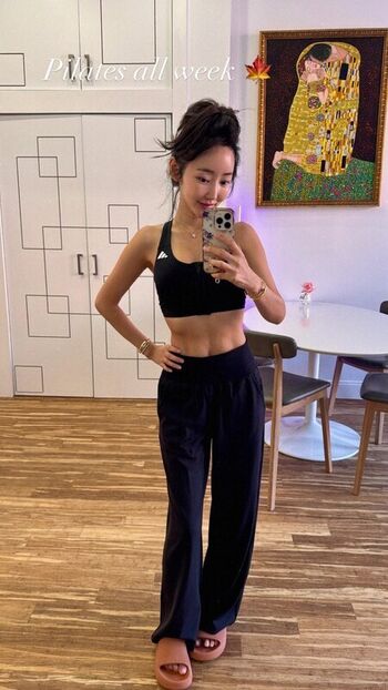 Full leaked Yeonmi park private photo