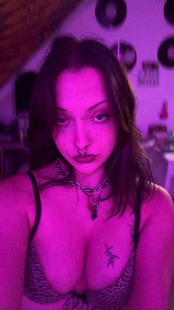 Full leaked Yesbutmulet private photo