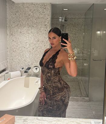 Full leaked Yesjulz private photo
