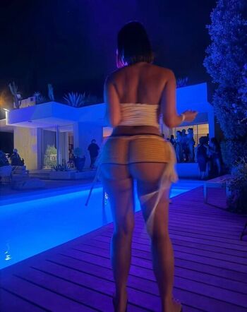 Full leaked Yesjulz  page private photo