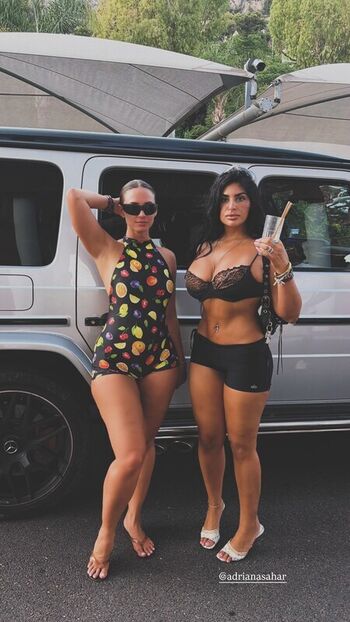 Full leaked Yesjulz  page private photo