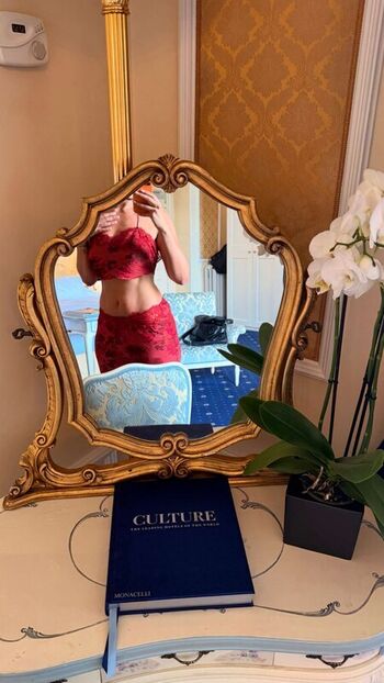 Full leaked Yesjulz private photo