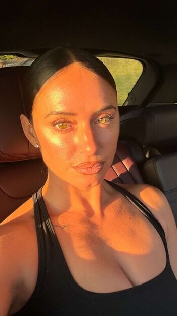 Full leaked Yesjulz private photo