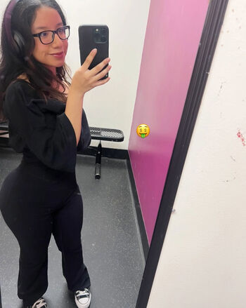 Full leaked Yetseniaa private photo