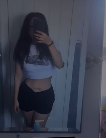 Full leaked Yetseniaa private photo