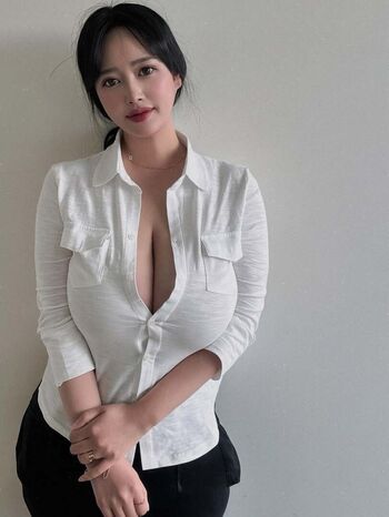 Full leaked Ygwbt page private photo