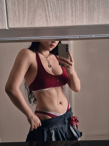 Full leaked Ykl n page private photo