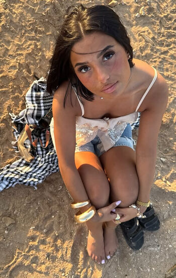 Full leaked Ynessou private photo