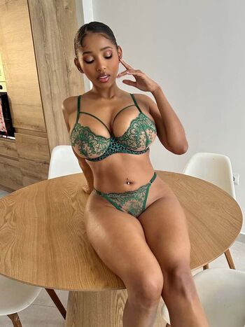 Full leaked Yoelys correa private photo