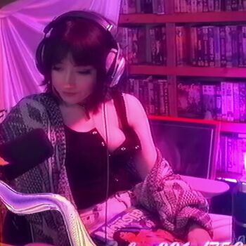 Full leaked Yogscast bouphe private photo