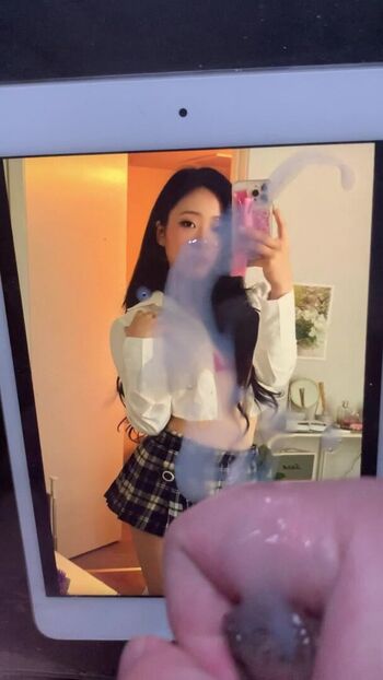 Full leaked Yojeong private photo