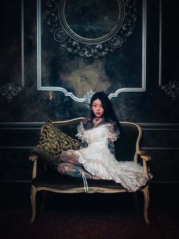 Full leaked Yoko private photo