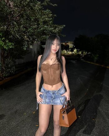 Full leaked Yolllbae private photo