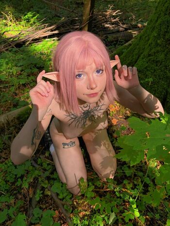 Full leaked Yona private photo