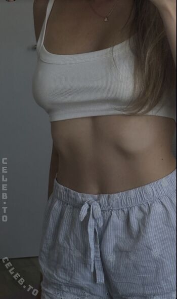 Full leaked Yonca private photo