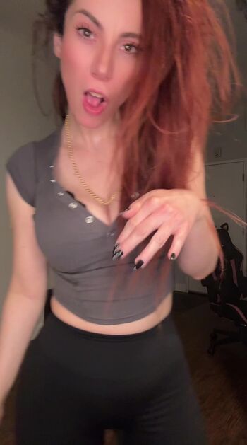 Full leaked Yourfavoriteredhead private photo