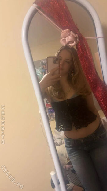 Full leaked Yourmalissa private photo